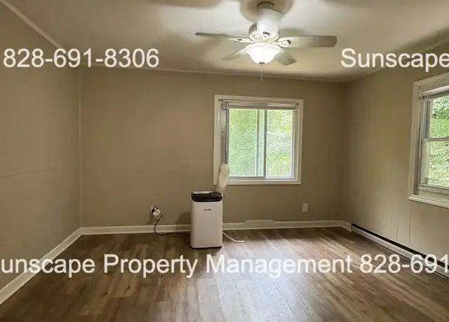Property at 387 Chunns Cove Rd, Asheville, NC, 28805, 1 bed, 1 bath, [object Object]
