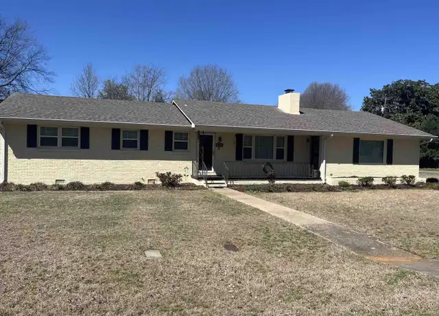 Property at 1711 Lydia Dr NW, Huntsville, AL, 35816, 4 beds, 2.5 baths, [object Object]