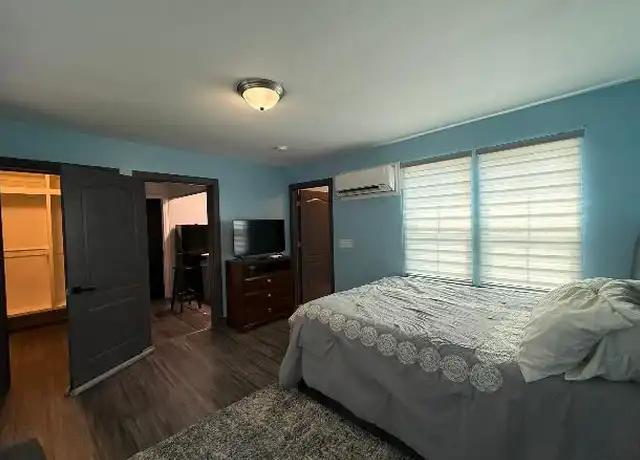 Property at 133 W 6th St, Jacksonville, FL, 32206, 1 bed, 1 bath, [object Object]