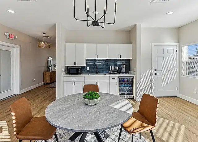 Property at Town Square - 5136 W Glenn Dr, Glendale, AZ, 85301, 3 beds, 1.5 baths, [object Object]