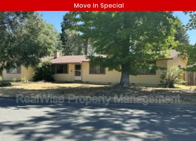 Property at 615 SW Westholm Ave, Grants Pass, OR, 97526, 4 beds, 1.5 baths, [object Object]