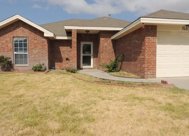 Property at 1003 N Doris Ave, Monahans, TX, 79756, 3 beds, 2 baths, [object Object]