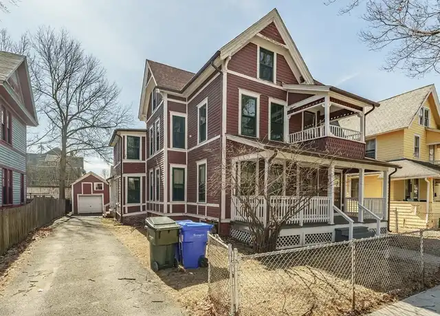 Property at 32-34 Clarendon St Unit 32, Springfield, MA, 01109, 2 beds, 1 bath, [object Object]