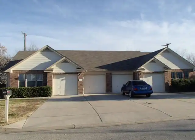 Property at 206 Ryan Ln, Georgetown, TX, 78628, 3 beds, 2 baths, [object Object]