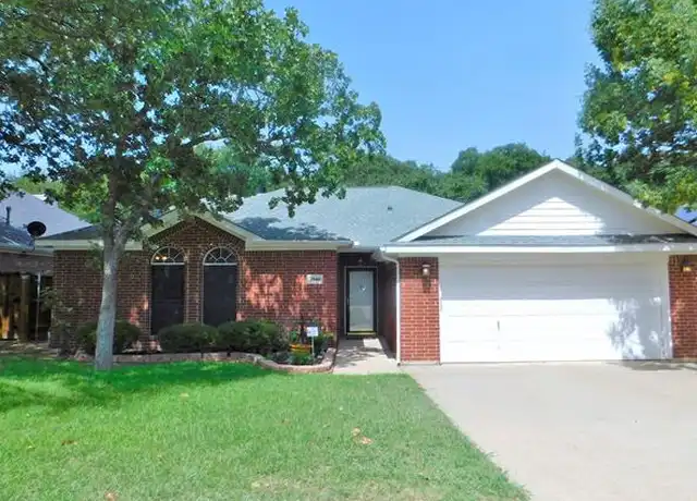 Property at 3840 Chimney Rock Dr, Denton, TX, 76210, 3 beds, 2 baths, [object Object]