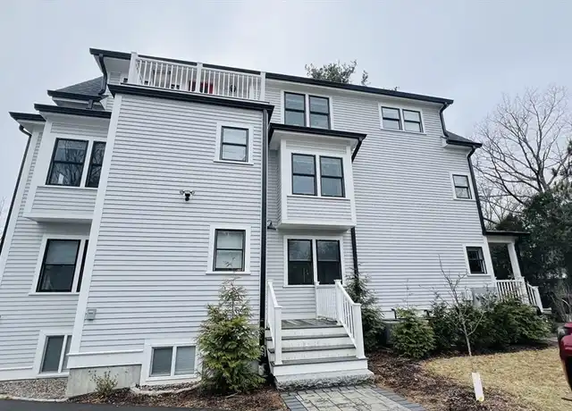 Property at 440 Washington St #1, Wellesley, MA, 02481, 4 beds, 2 baths, [object Object]