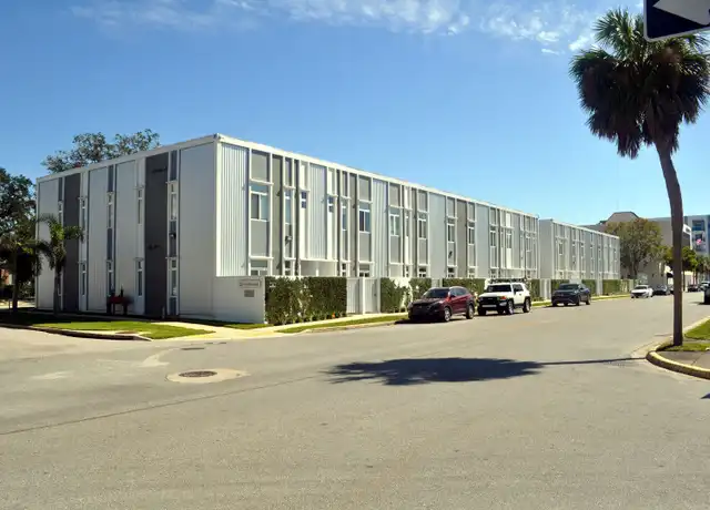 Property at 240 2nd St SW #206, Winter Haven, FL, 33880, 2 beds, 2 baths, [object Object]