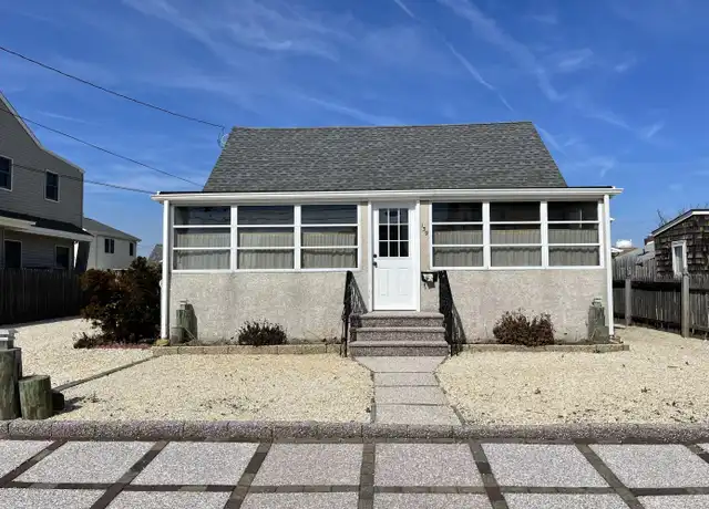 Property at 139 Princeton Ave, Lavallette, NJ, 08735, 2 beds, 1 bath, [object Object]
