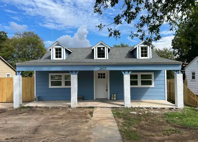 Property at 2423 N Quincy Ave, Tulsa, OK, 74106, 3 beds, 2 baths, [object Object]