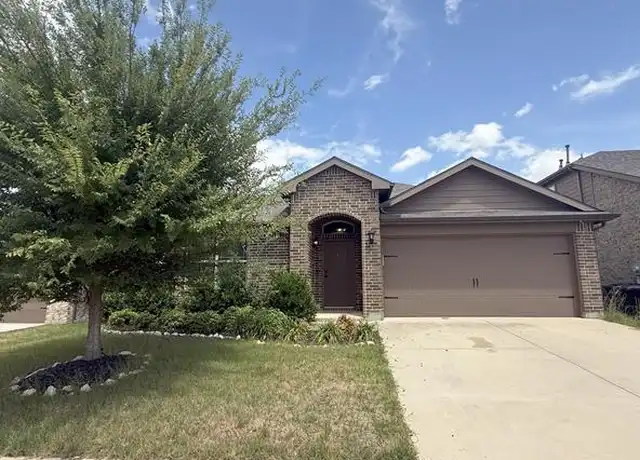 Property at 8404 Muddy Creek Dr, Fort Worth, TX, 76131, 4 beds, 2 baths, [object Object]