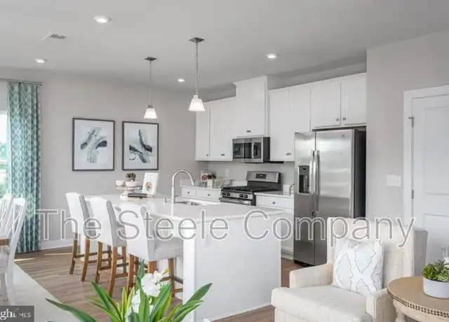 Property at 10391 Resort Rd, Ellicott City, MD, 21042, 2 beds, 2 baths, [object Object]