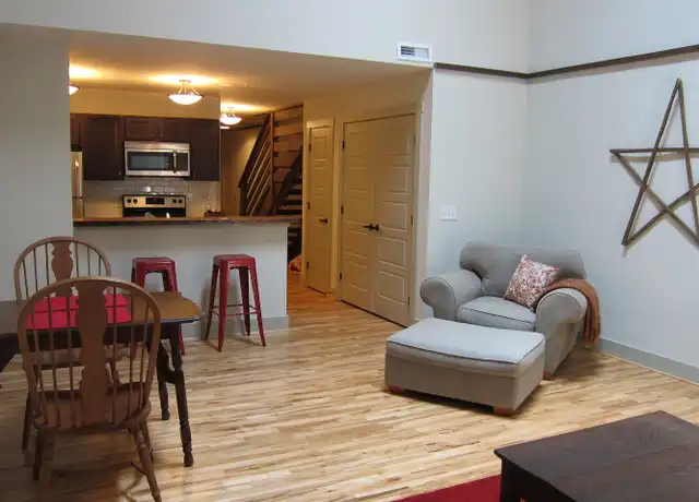 Property at 701 Jefferson Ave Unit 114, South Boston, VA, 24592, 2 beds, 2 baths, [object Object]
