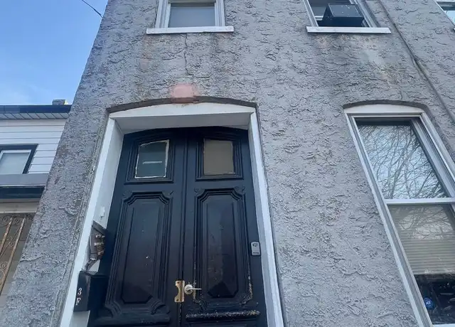 Property at 211 Emory Ave Unit 3rd Fl, Trenton, NJ, 08611, 1 bed, 1 bath, [object Object]