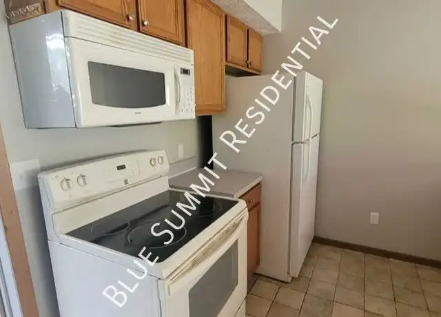 Property at 377 Cross St Unit C, Akron, OH, 44311, 2 beds, 1 bath, [object Object]