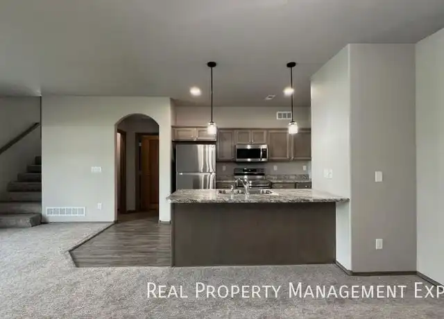 Property at 5812 S Whisper Creek Pl, Sioux Falls, SD, 57108, 3 beds, 2.5 baths, [object Object]