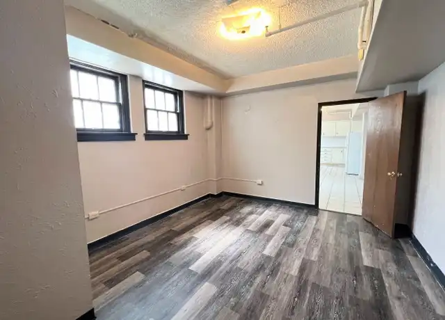 Property at 14 E 2nd Ave Unit 112, Hutchinson, KS, 67501, 2 beds, 1 bath, [object Object]