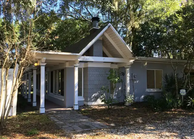 Property at 1223 Poinsettia Ave, Orlando, FL, 32804, 2 beds, 2 baths, [object Object]