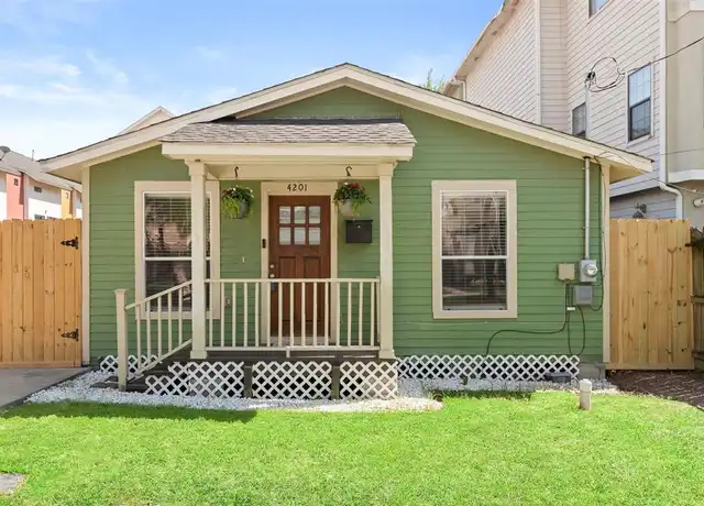 Property at 4201 Marina St, Houston, TX, 77007, 2 beds, 1 bath, [object Object]