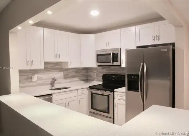 Property at 251 S Cypress Rd #111, Pompano Beach, FL, 33060, 1 bed, 1 bath, [object Object]