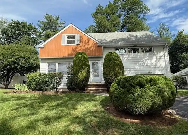 Property at 920 E Lawn Dr, Teaneck, NJ, 07666, 3 beds, 2 baths, [object Object]