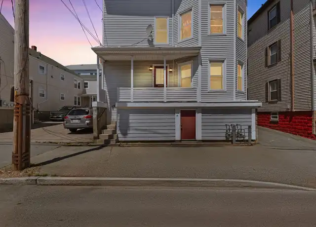Property at 109 Davis St Unit 1, New Bedford, MA, 02746, 2 beds, 1 bath, [object Object]