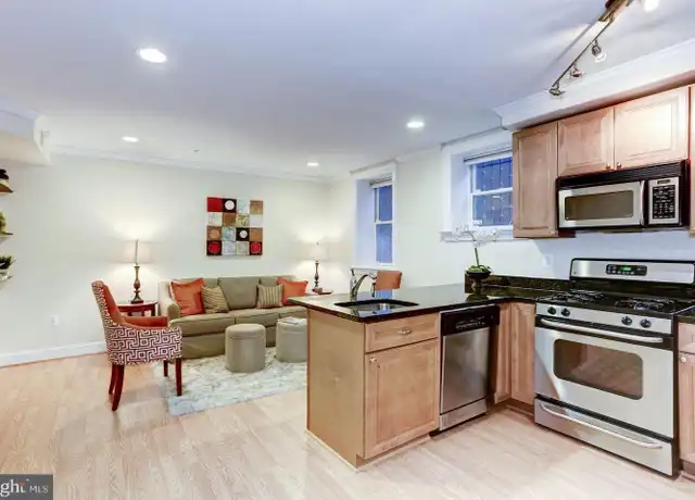 Property at 1740 18th St NW Unit T6, Washington, DC, 20009, 2 beds, 2 baths, [object Object]