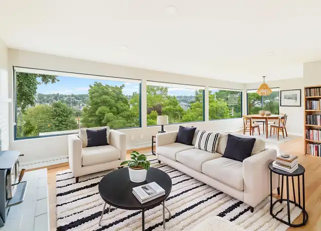 Property at 2828 23rd Ave W, Seattle, WA, 98199, 5 beds, 2 baths, [object Object]