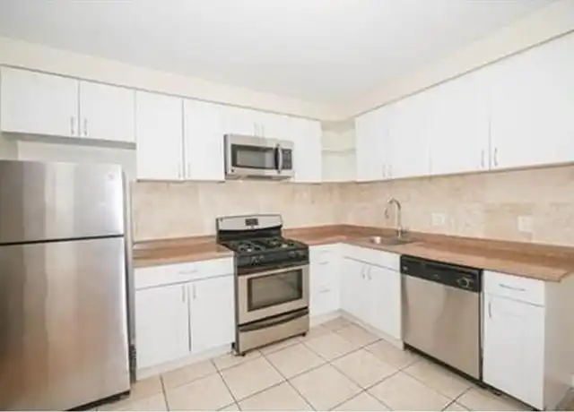 Property at 23 Pine St #2, Cambridge, MA, 02139, 2 beds, 1 bath, [object Object]