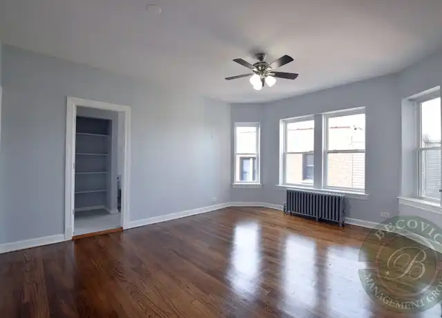 Property at 1724 W Juneway Ter Unit 3A, Chicago, IL, 60626, 2 beds, 1 bath, [object Object]