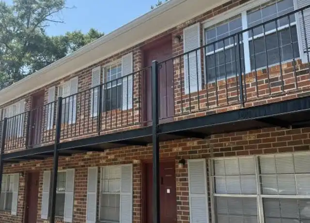 Property at 300 W Brunson St, Enterprise, AL, 36330, 2 beds, 1 bath, [object Object]