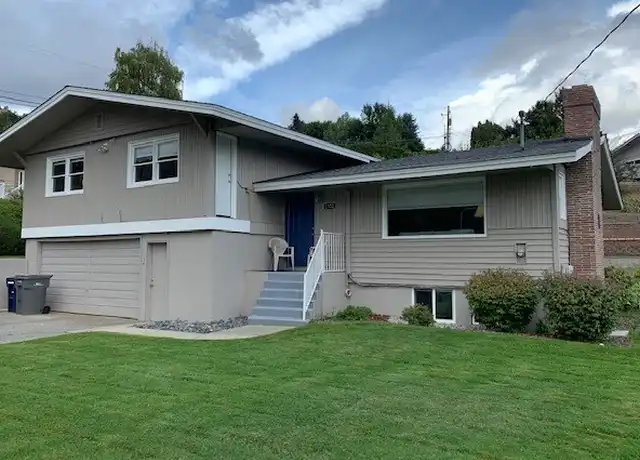 Property at 1424 McKittrick St, Wenatchee, WA, 98801, 1 bed, 1 bath, [object Object]