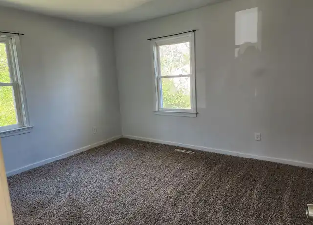 Property at 30 Belmont Rd, Newport News, VA, 23601, 3 beds, 1.5 baths, [object Object]