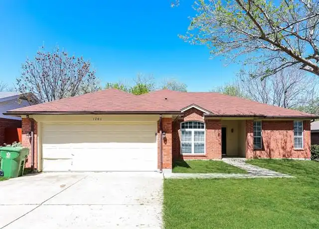 Property at 1701 Oxford Dr, Mansfield, TX, 76063, 4 beds, 2 baths, [object Object]