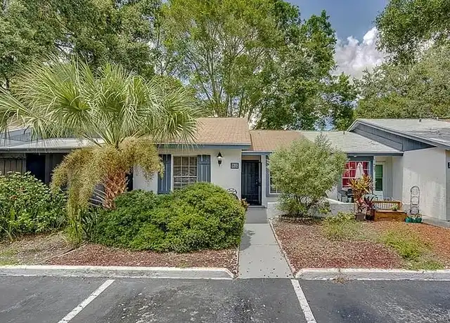 Property at 7355 Parkside Villas Dr N Unit 7355, St. Petersburg, FL, 33709, 2 beds, 1 bath, [object Object]