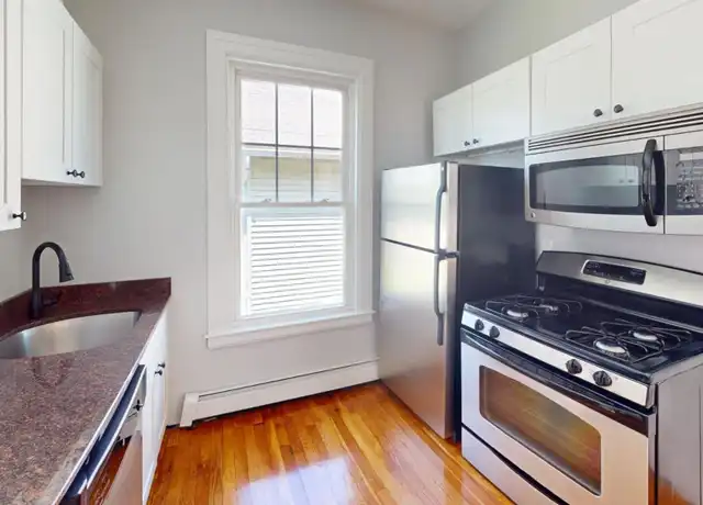 Property at 28 Avon St Unit 8, New Haven, CT, 06511, 2 beds, 1 bath, [object Object]