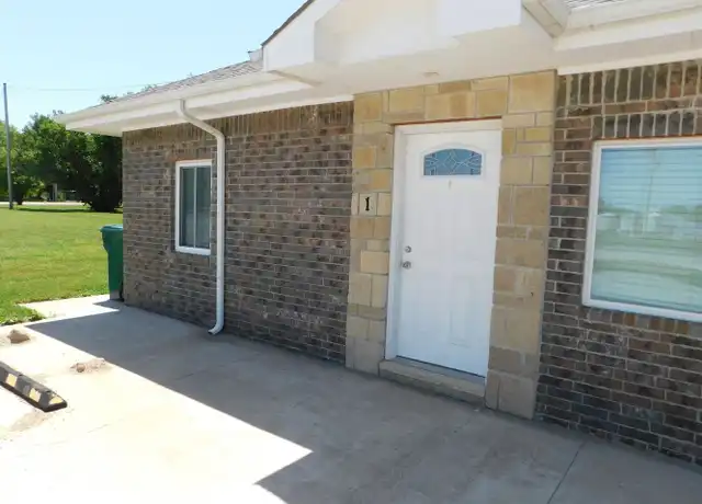 Property at 2049 SW 100th St #1, Augusta, KS, 67010, 1 bed, 1 bath, [object Object]