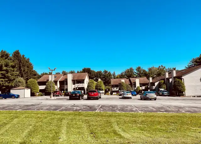 Property at 108 Pine Hollow Way, Chester, NY, 10918, 1 bed, 1 bath, [object Object]