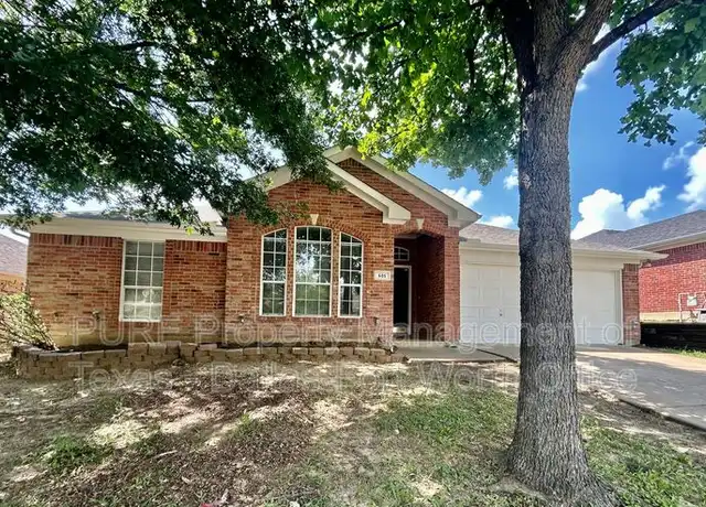 Property at 605 Douglas Dr, Mansfield, TX, 76063, 4 beds, 2 baths, [object Object]