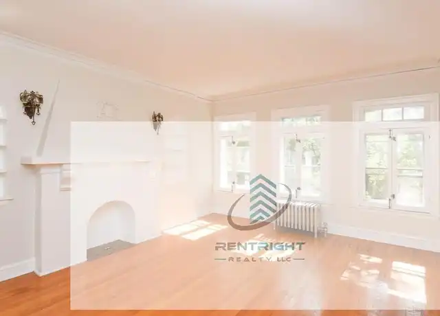 Property at 1424 W Thome Ave Unit D3, Chicago, IL, 60660, 2 beds, 1 bath, [object Object]