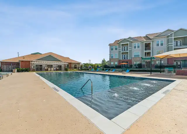 Property at Spyglass Of Ennis - 1803 W Ennis Ave, Ennis, TX, 75119, 1-2 bed, 1-2 bath, [object Object]