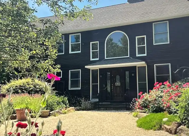 Property at 150 West Ln, Guilford, CT, 06437, 3 beds, 4 baths, [object Object]