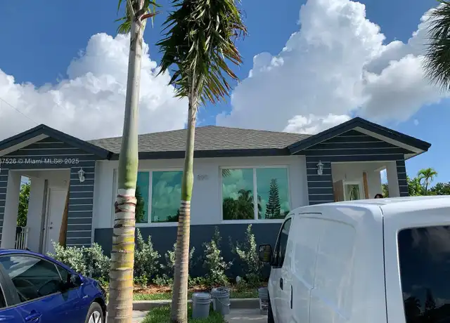 Property at 899 SW 10th St Unit 1, Pompano Beach, FL, 33060, 3 beds, 2 baths, [object Object]