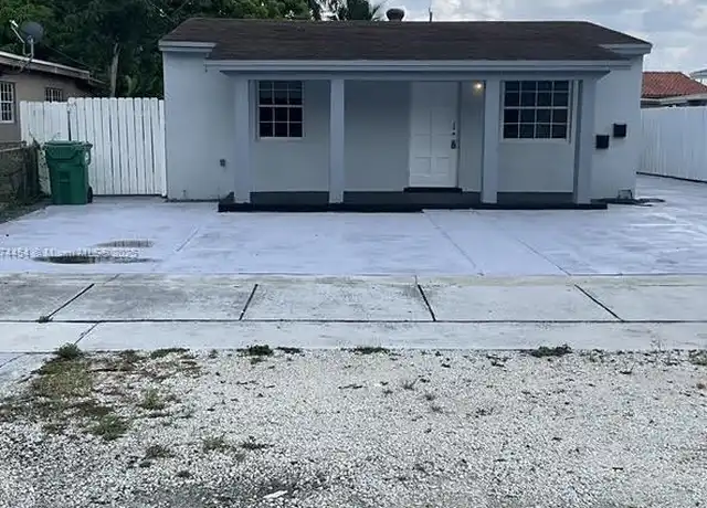 Property at 3710 SW 87th Ct Unit 3710, Miami, FL, 33165, 2 beds, 1 bath, [object Object]