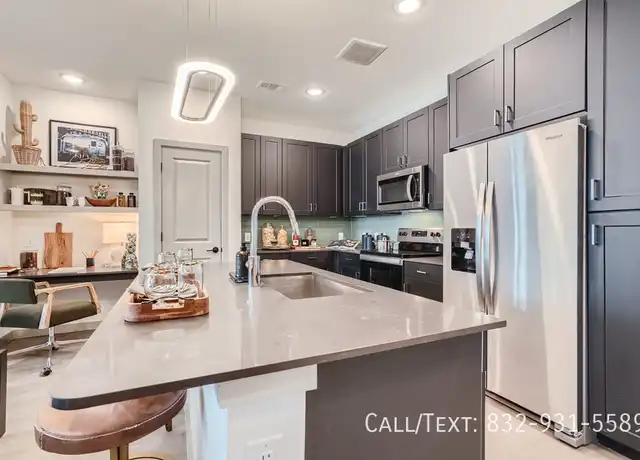 Property at 3499 Clinton Dr Unit RSOTR, Houston, TX, 77020, 0 beds, 1 bath, [object Object]