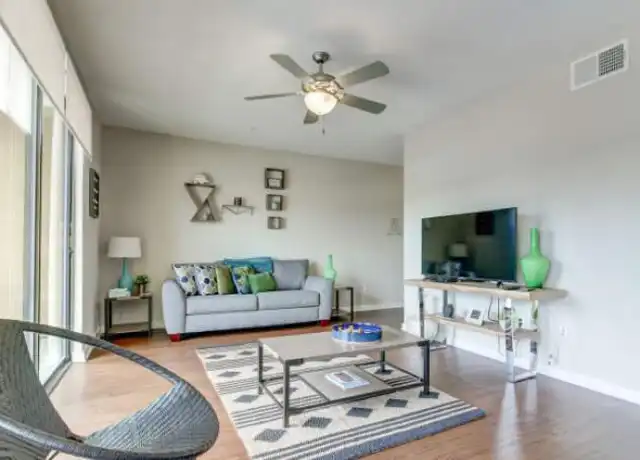 Property at 300 S Lamar Blvd Unit 2025, Austin, TX, 78704, 2 beds, 2 baths, [object Object]