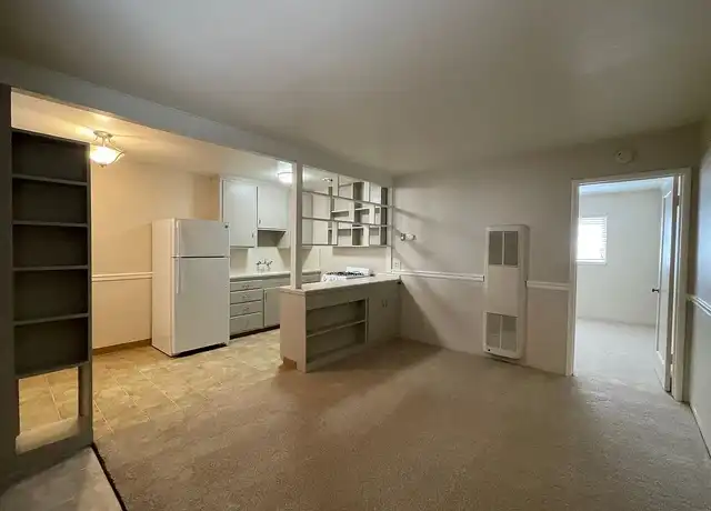 Property at Fort Sutter Manor - 2508 L St, Sacramento, CA, 95816, 1 bed, 1 bath, [object Object]