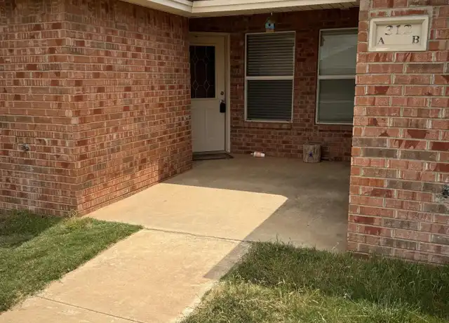 Property at 312 N Brentwood Ave Unit A, Lubbock, TX, 79416, 3 beds, 3 baths, [object Object]