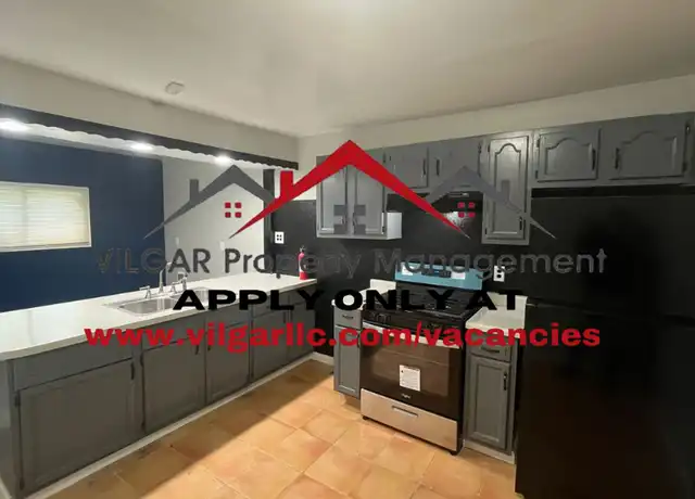 Property at 969 Stevenson St, Gary, IN, 46406, 4 beds, 1 bath, [object Object]