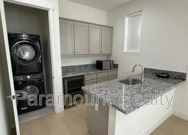 Property at 17306 Canutes Ct, Lathrop, CA, 95330, 1 bed, 1 bath, [object Object]