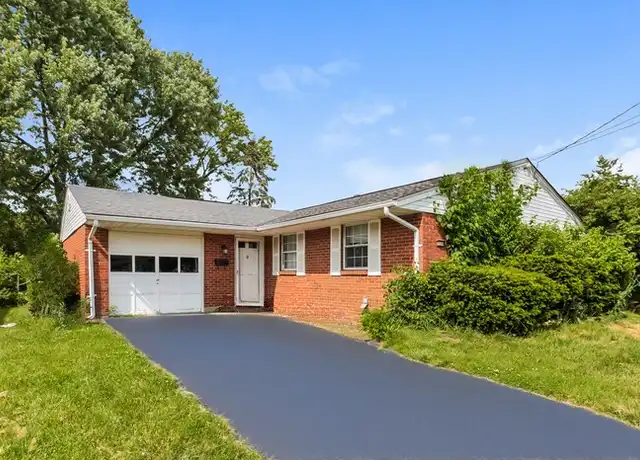 Property at 3114 Nightfall Ct, Cincinnati, OH, 45251, 3 beds, 1 bath, [object Object]